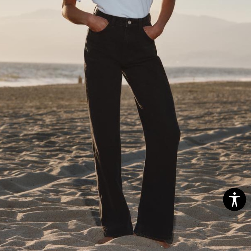 Zara Straight Leg Baggy Jeans
